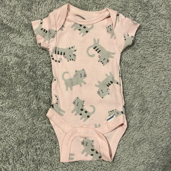 Baby girl Newborn bundle - Picture 2 of 9